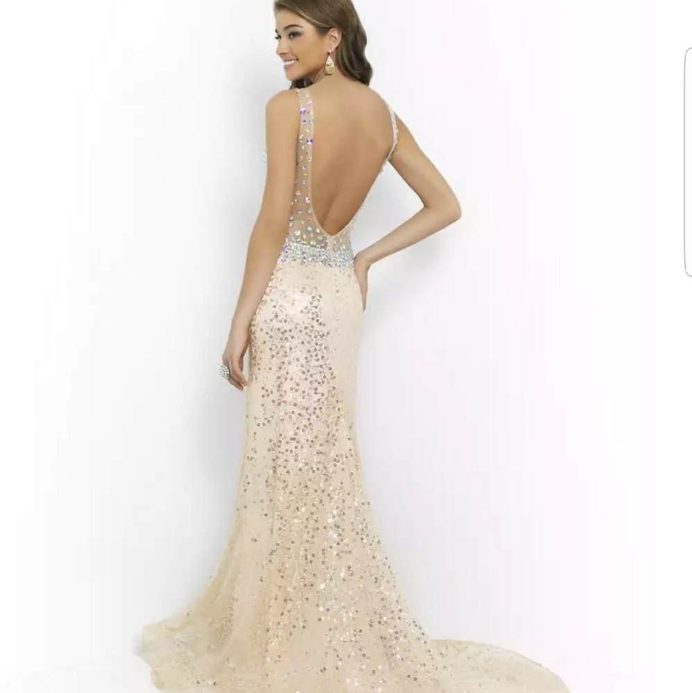 PROM DRESS - Picture 2 of 5